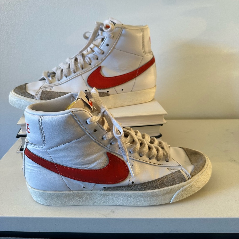 Nike Blazer Mid 77 Vintage Habanero Red